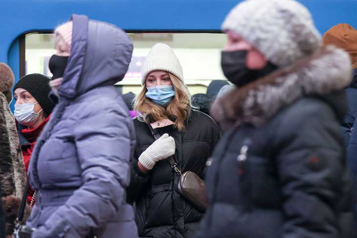 На 15 апреля за сутки в Беларуси зарегистрированы 758 пациентов с COVID-19, всего — 973 206 человек
