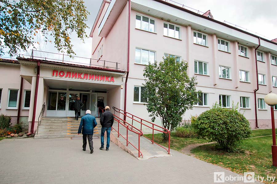 Как получить рецепт на лекарства сразу на полгода, разъяснил Минздрав